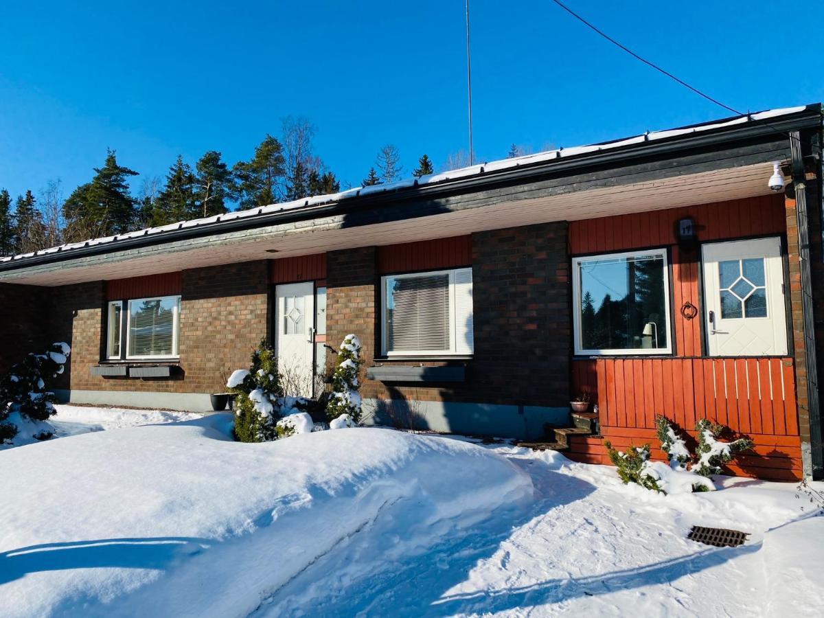 Two Bedrooms,Dining Area And Bathroom With Private Entrance Kotka Exterior foto